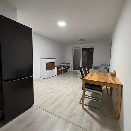 Apartmán Bright With Private Parking Garage