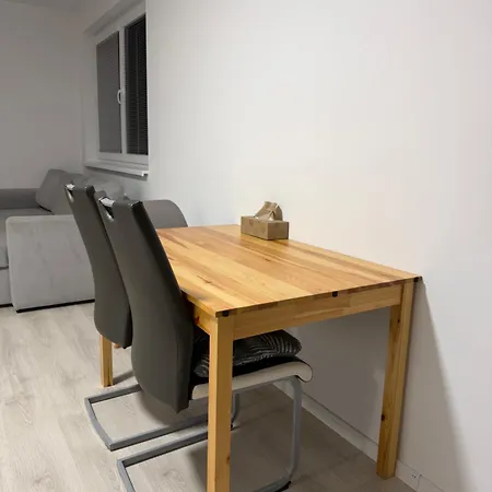 Apartmán Bright With Private Parking Garage Raca